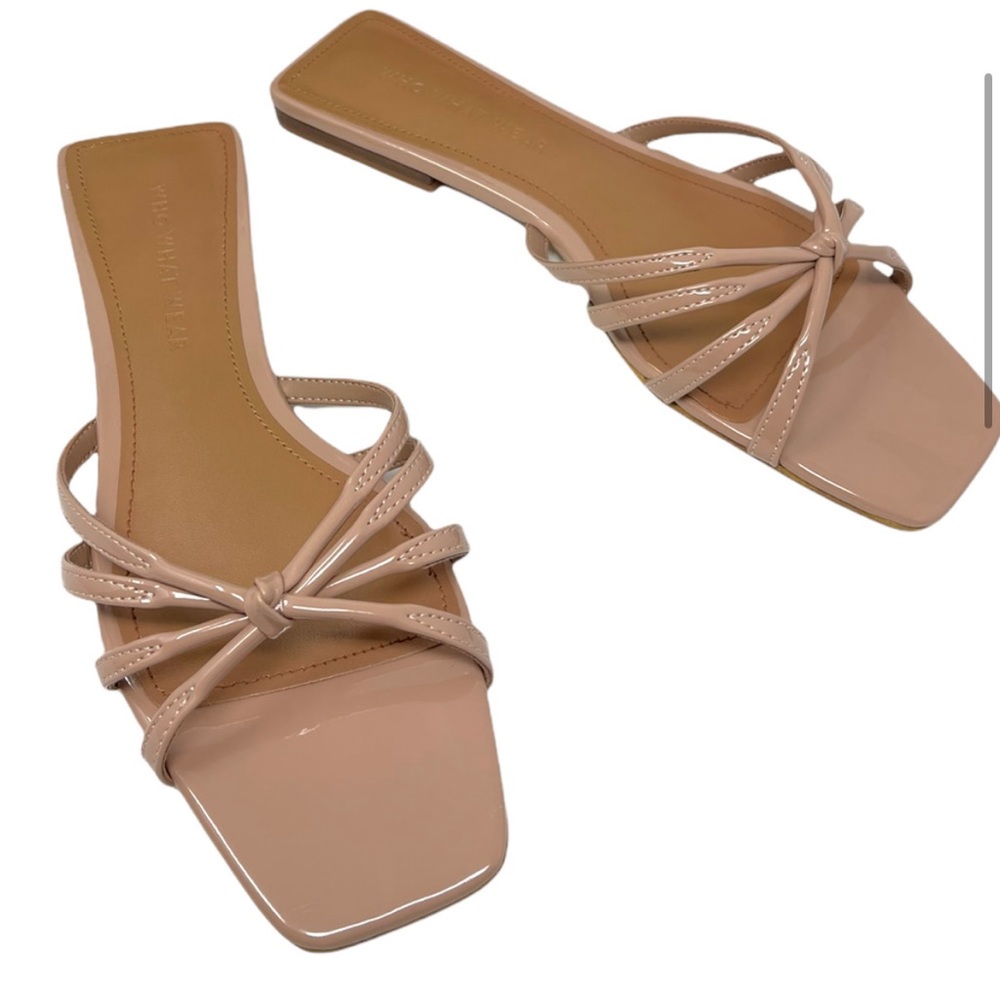 WHO WHAT WEAR Ericka Flat Sandals Nude Square Toe Slides 7 Blogger Fave 90's